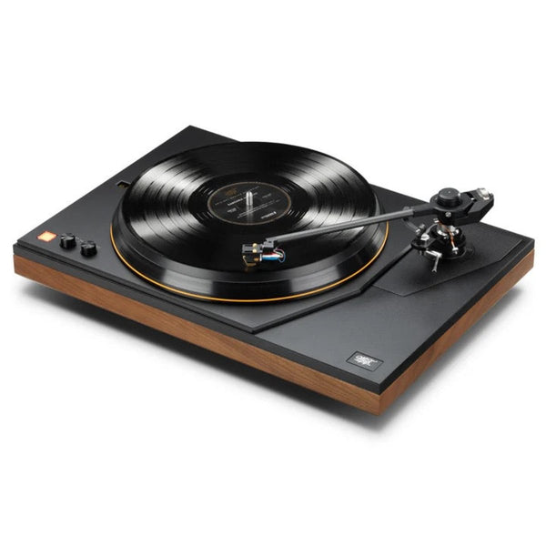 MoFi MasterDeck Turntable: A Masterpiece of Vinyl Playback, Crafted by a Legend