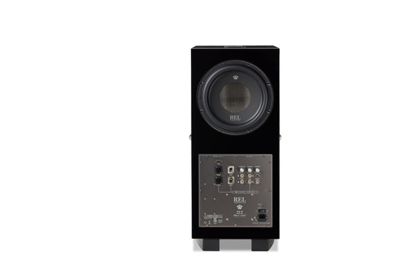 REL 212 Black Label – Immersive Bass, Without the Stack